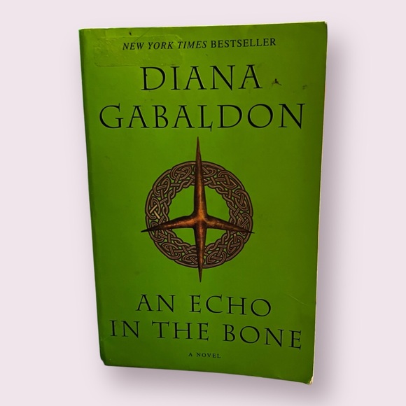 Diana Gabaldon Outlander Series books 5-9 - Picture 8 of 16